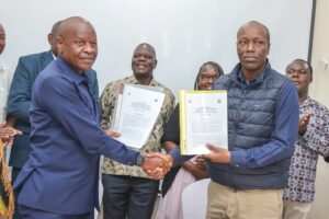 General Mbadi with his Kenyan Counterpart